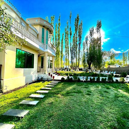 Skardu Saraye Hotel & Resort Eksteriør billede